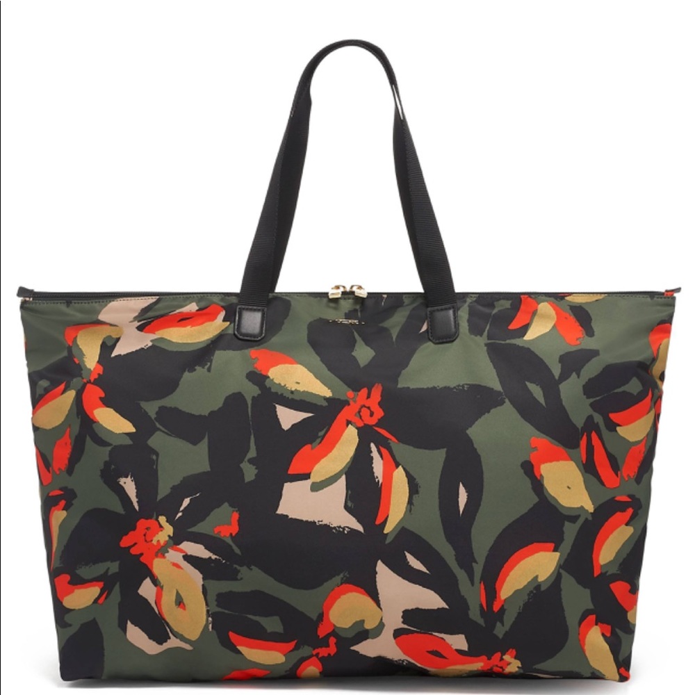 Tumi Just in Case Tote NWT Lily Abstract